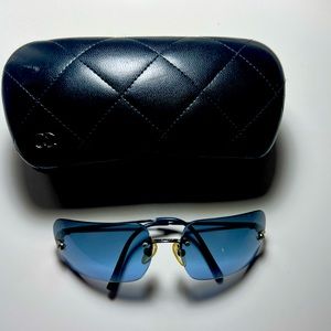 Like new CHANEL sunglasses (new style)